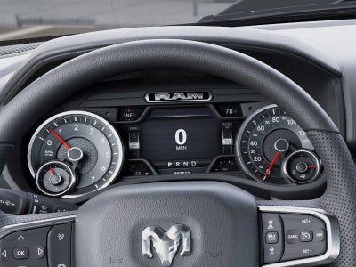 2026 RAM 1500 Express 4x4 Crew Cab 5'7 Box