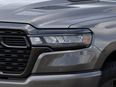 2026 RAM 1500 Express 4x4 Crew Cab 5'7 Box