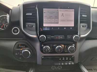 2026 RAM 1500 Express 4x4 Crew Cab 5'7 Box