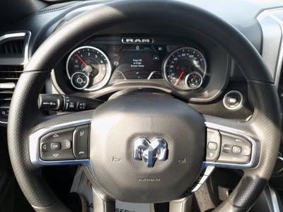 2026 RAM 1500 Express 4x4 Crew Cab 5'7 Box