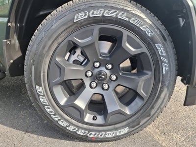 2026 RAM 1500 Express 4x4 Crew Cab 5'7 Box