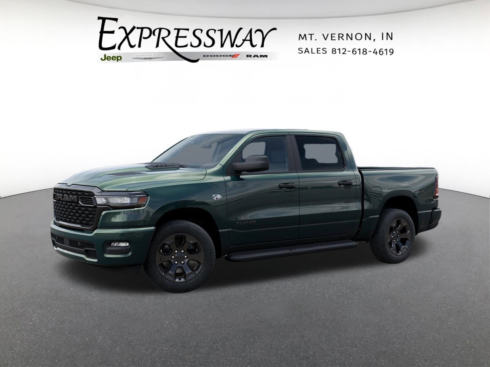 2026 RAM 1500 Express 4x4 Crew Cab 5'7 Box