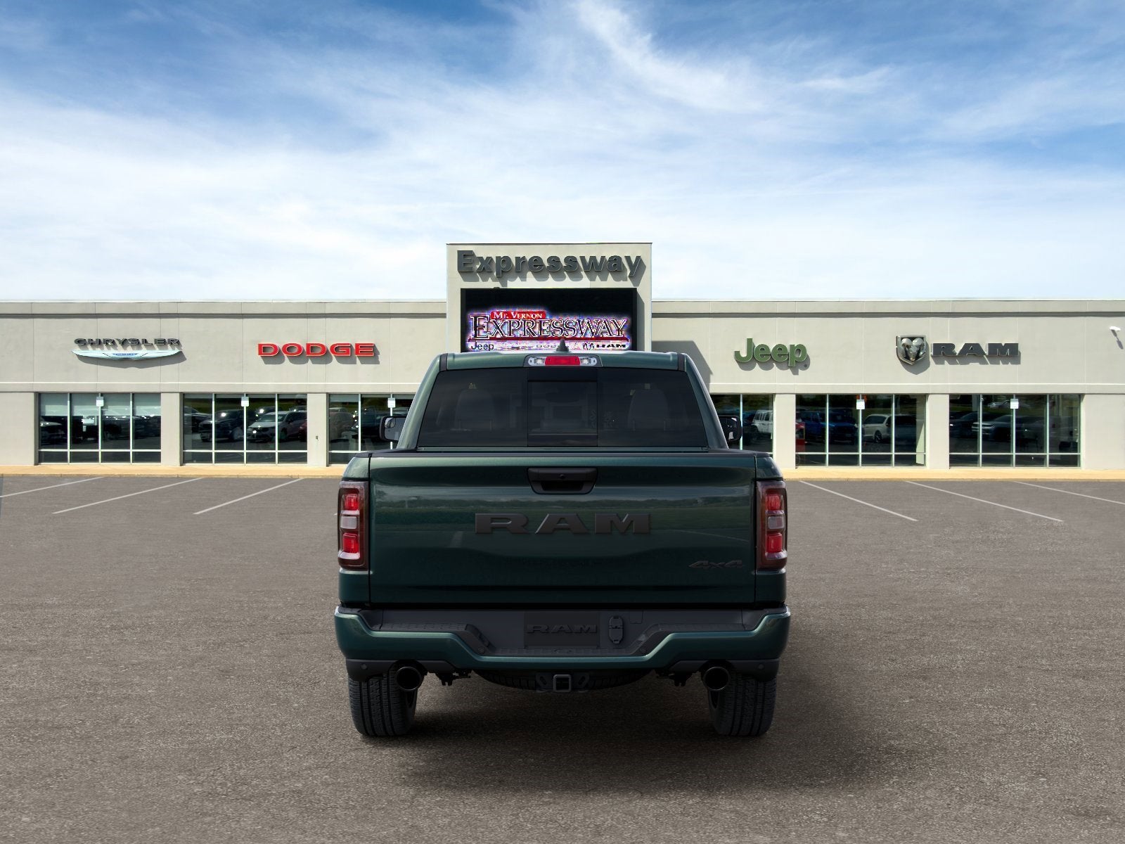 2026 RAM 1500 Express 4x4 Crew Cab 5'7 Box