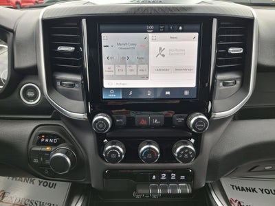 2026 RAM 1500 Express 4x4 Crew Cab 5'7 Box