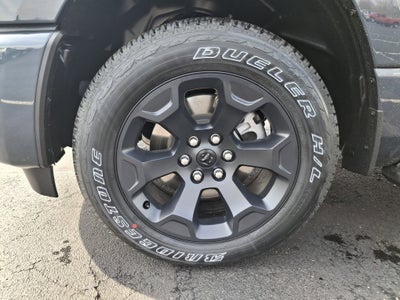 2026 RAM 1500 Express 4x4 Crew Cab 5'7 Box