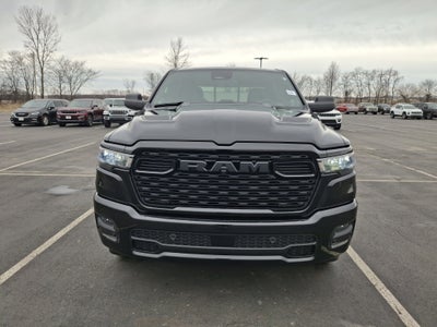 2026 RAM 1500 Express 4x4 Crew Cab 5'7 Box