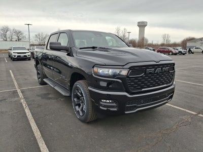 2026 RAM 1500 Express 4x4 Crew Cab 5'7 Box