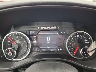 2026 RAM 1500 Express 4x4 Crew Cab 5'7 Box