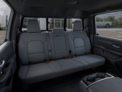 2026 RAM 1500 Express 4x4 Crew Cab 5'7 Box