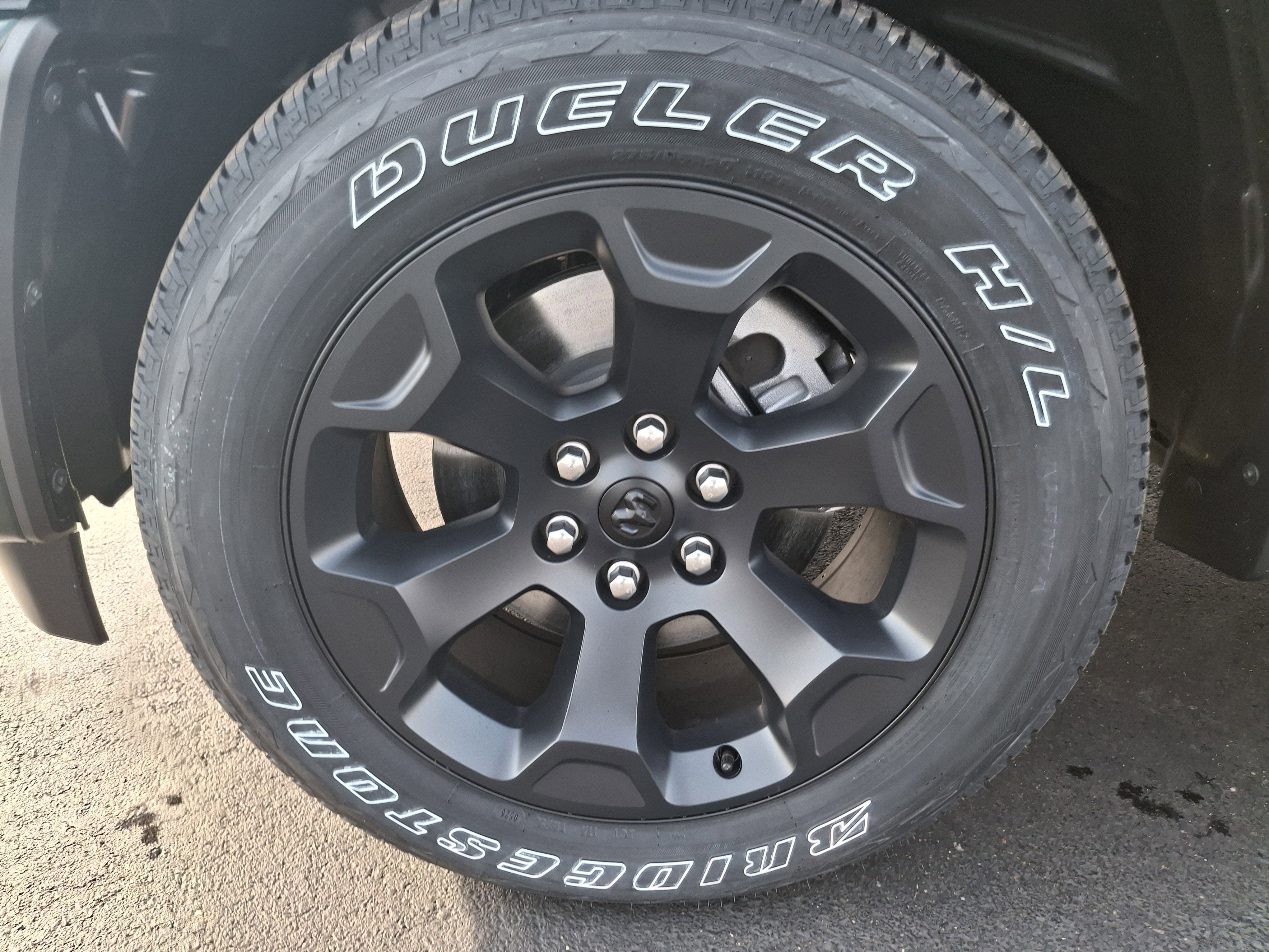 2026 RAM 1500 Express 4x4 Crew Cab 5'7 Box