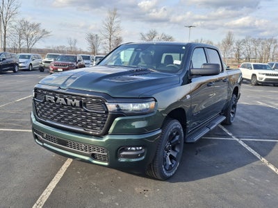2026 RAM 1500 Express 4x4 Crew Cab 5'7 Box