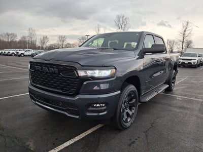 2026 RAM 1500 Express 4x4 Crew Cab 5'7 Box