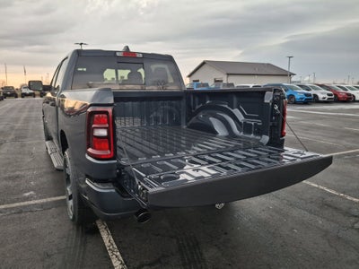 2026 RAM 1500 Express 4x4 Crew Cab 5'7 Box