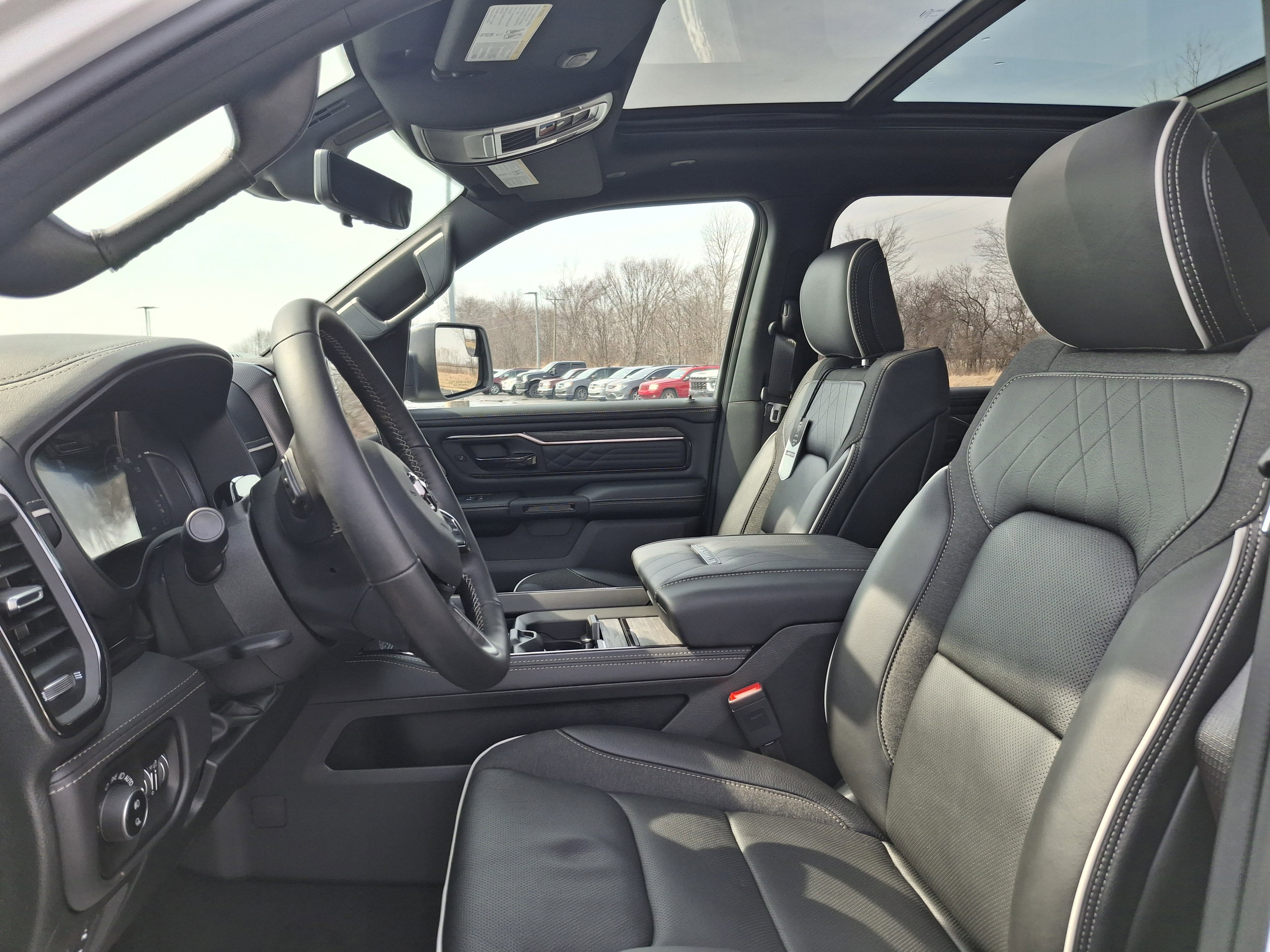 2026 RAM 1500 Limited 4x4 Crew Cab 5'7 Box