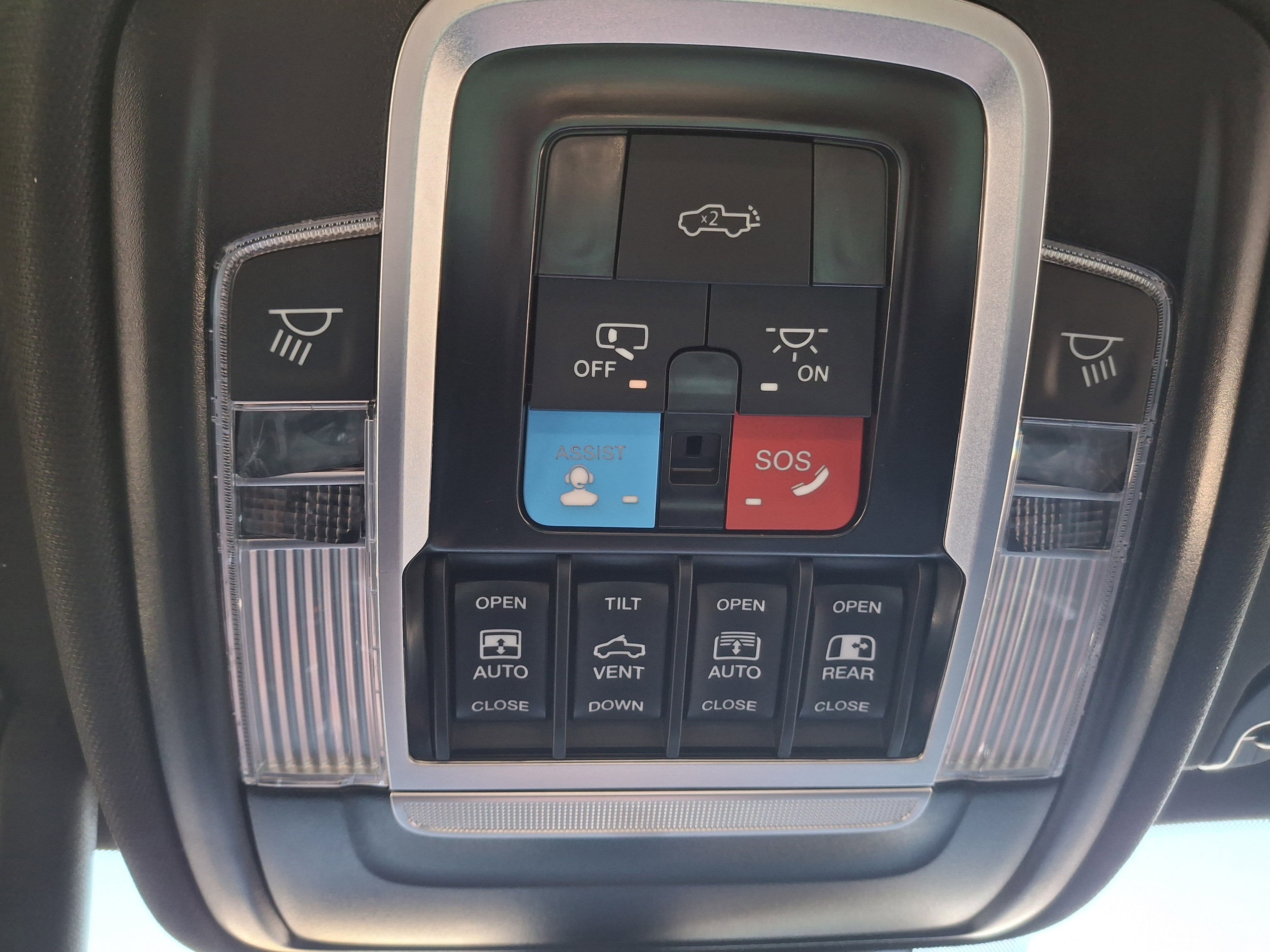 2026 RAM 1500 Laramie 4x4 Crew Cab 5'7 Box