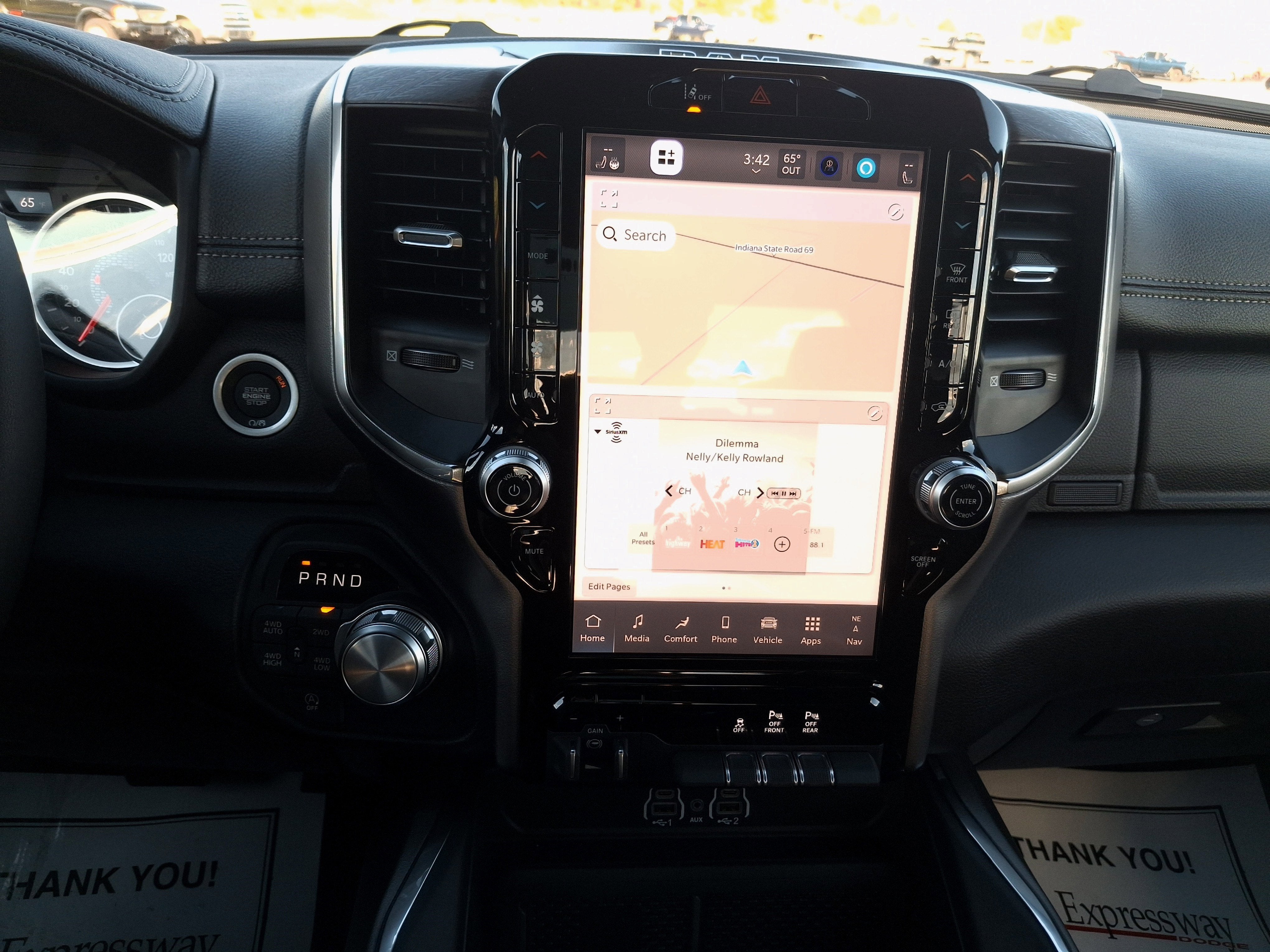 2026 RAM 1500 Laramie 4x4 Crew Cab 5'7 Box