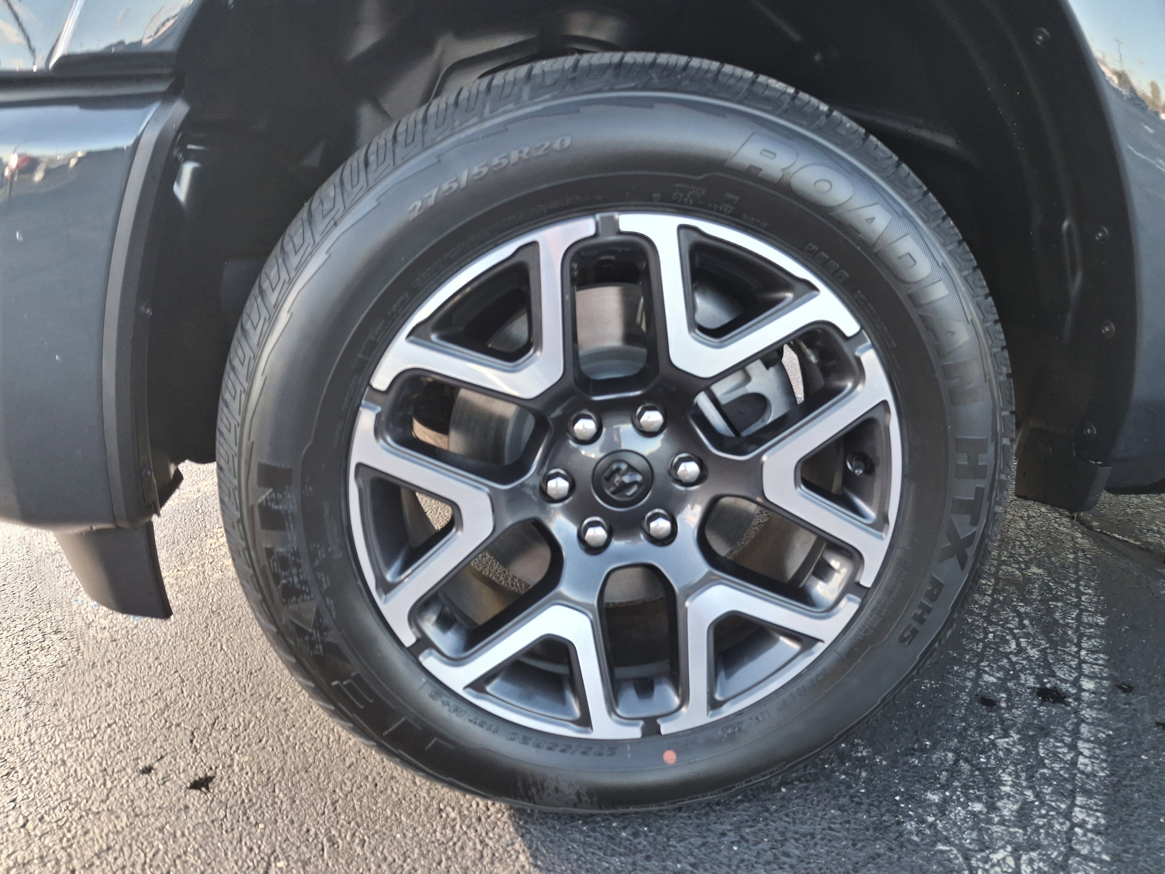 2026 RAM 1500 Laramie 4x4 Crew Cab 5'7 Box