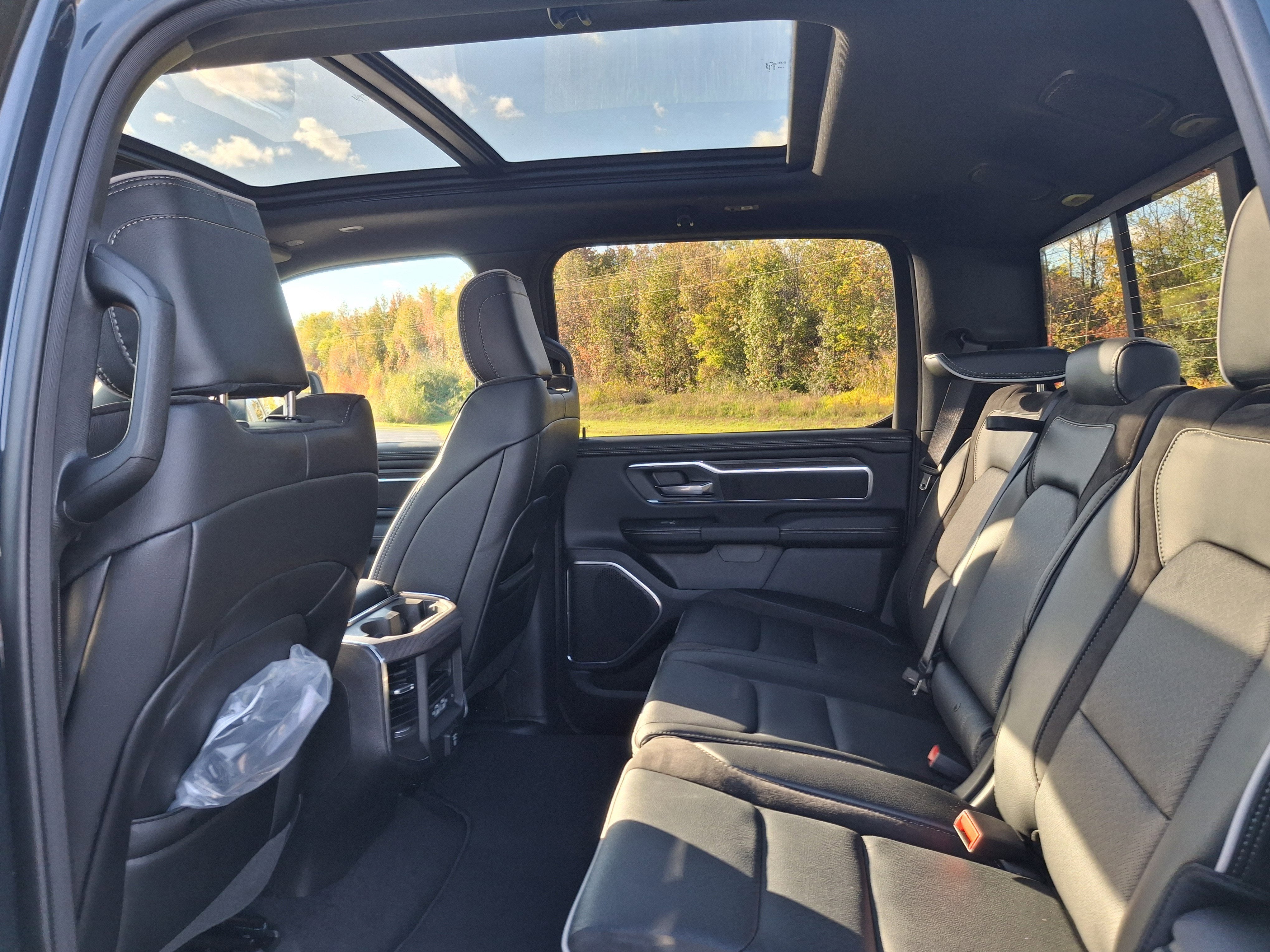 2026 RAM 1500 Laramie 4x4 Crew Cab 5'7 Box