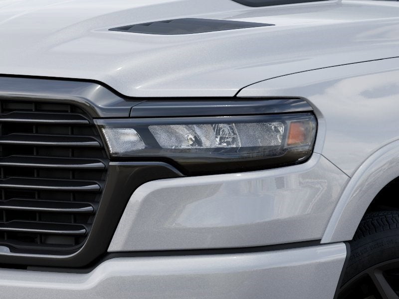 2026 RAM 1500 Laramie 4x4 Crew Cab 5'7 Box