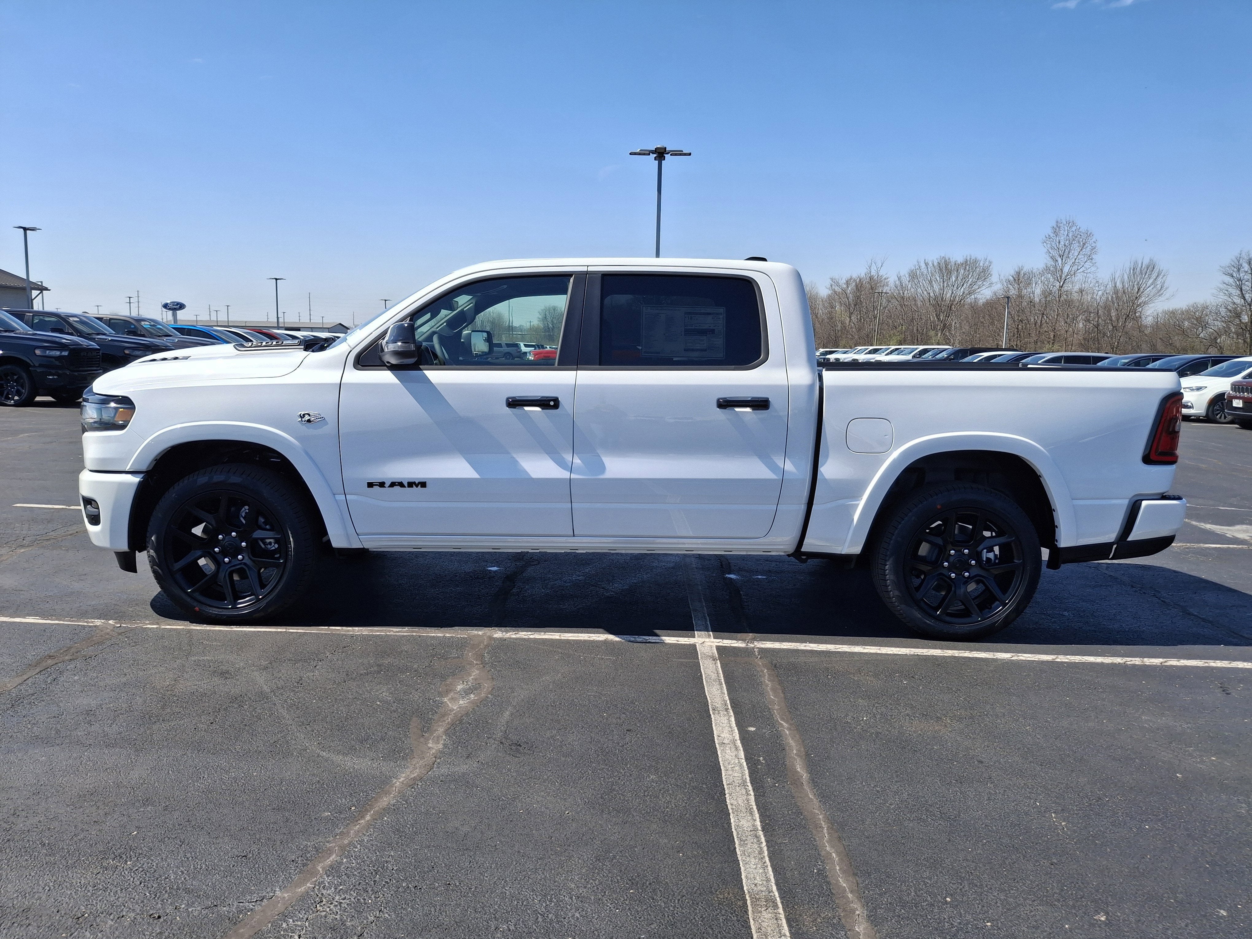 2026 RAM 1500 Laramie 4x4 Crew Cab 5'7 Box