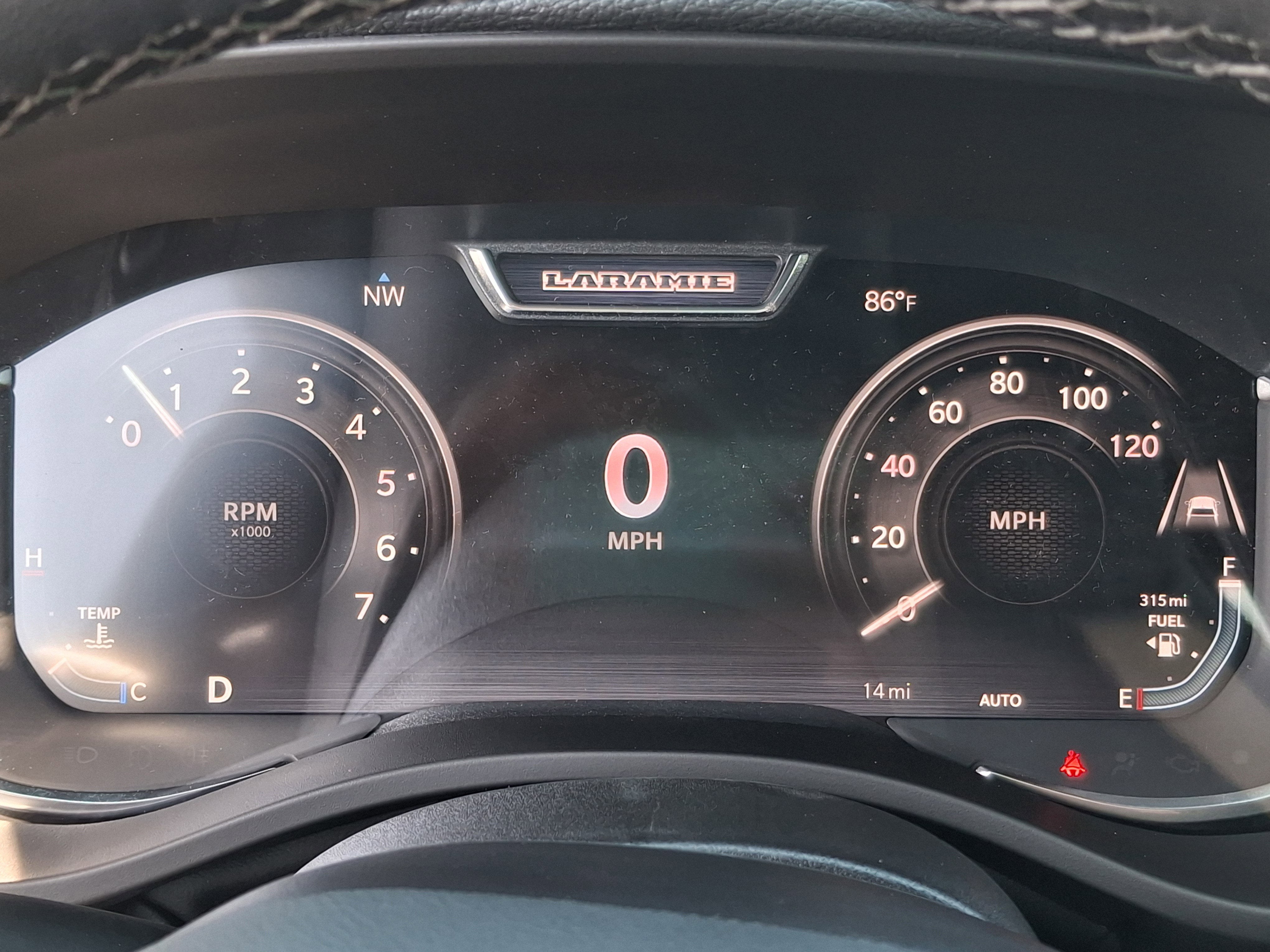 2026 RAM 1500 Laramie 4x4 Crew Cab 5'7 Box