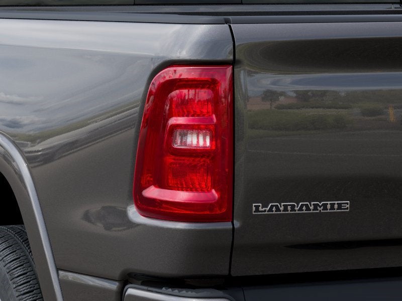 2026 RAM 1500 Laramie 4x4 Crew Cab 5'7 Box