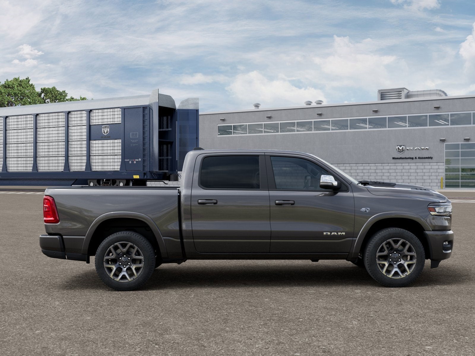 2026 RAM 1500 Laramie 4x4 Crew Cab 5'7 Box