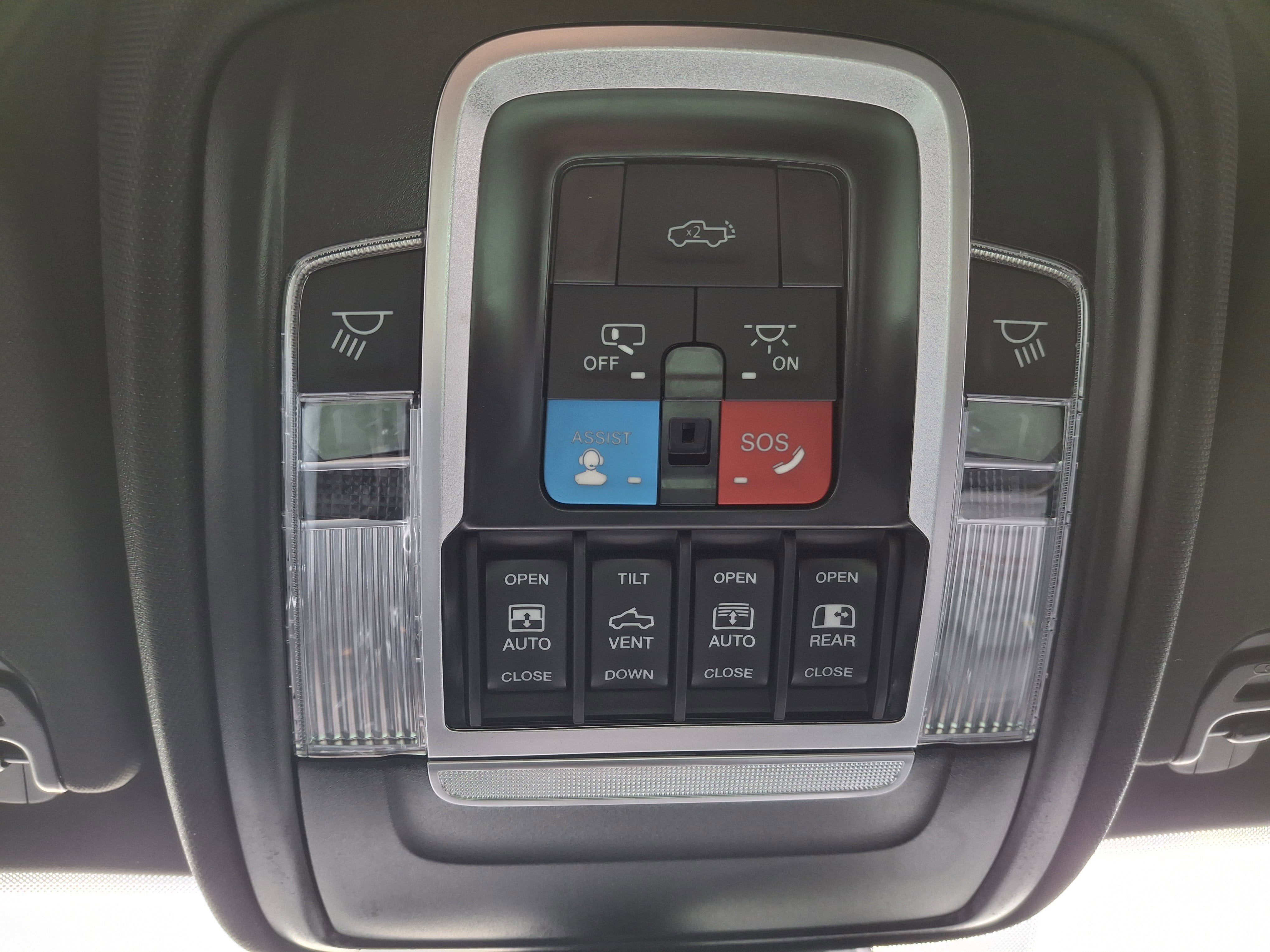 2026 RAM 1500 Laramie 4x4 Crew Cab 5'7 Box