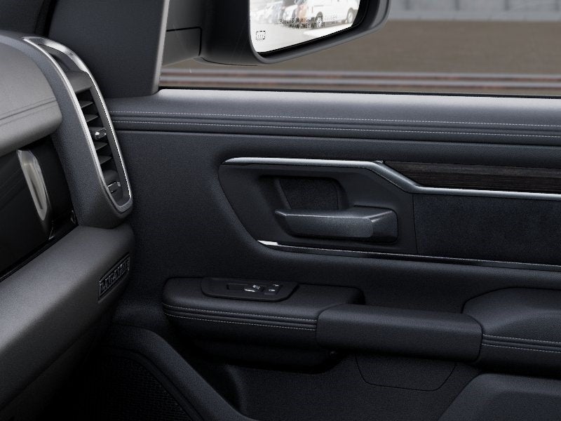 2026 RAM 1500 Laramie 4x4 Crew Cab 5'7 Box