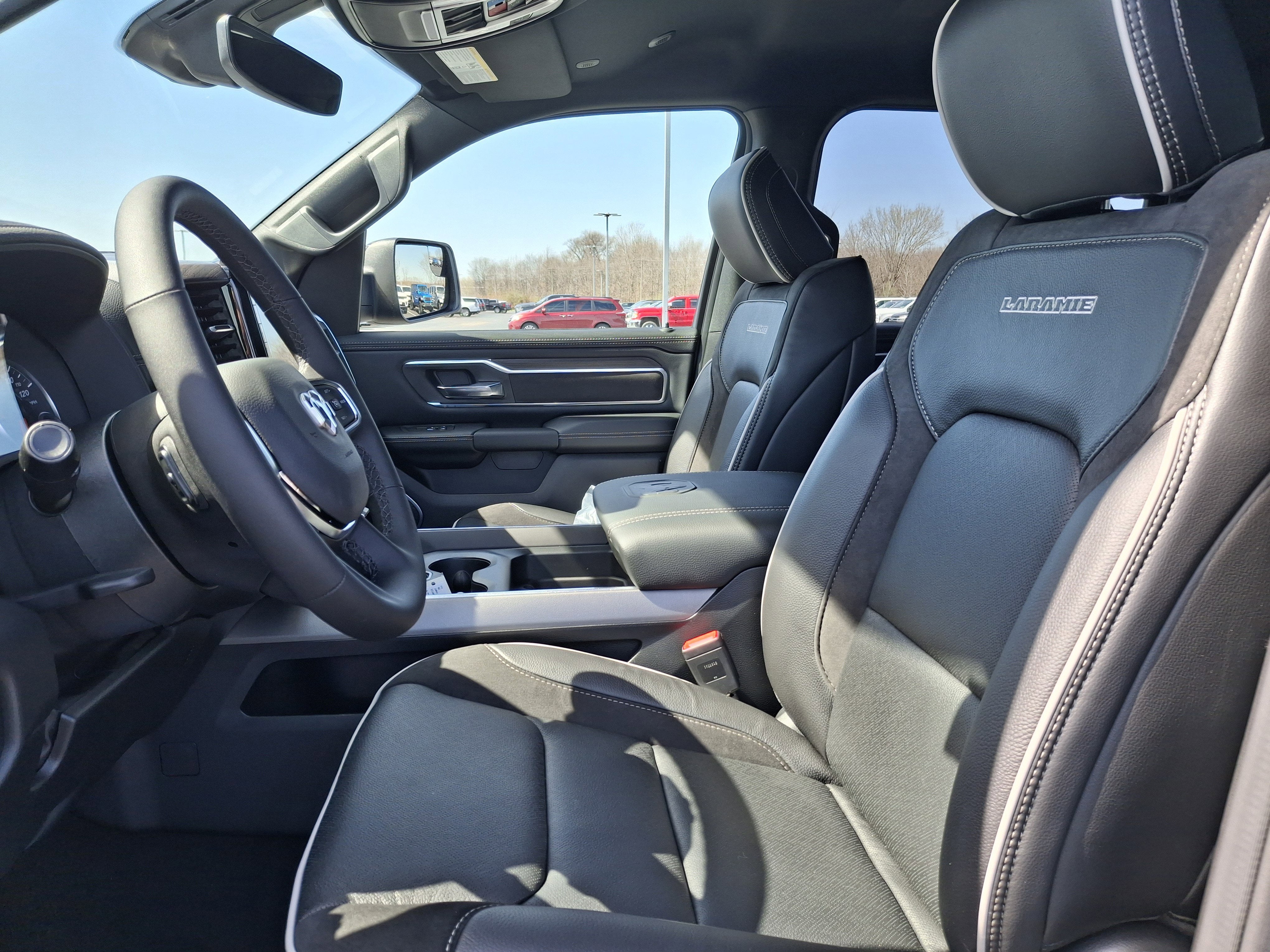 2026 RAM 1500 Laramie 4x4 Crew Cab 5'7 Box