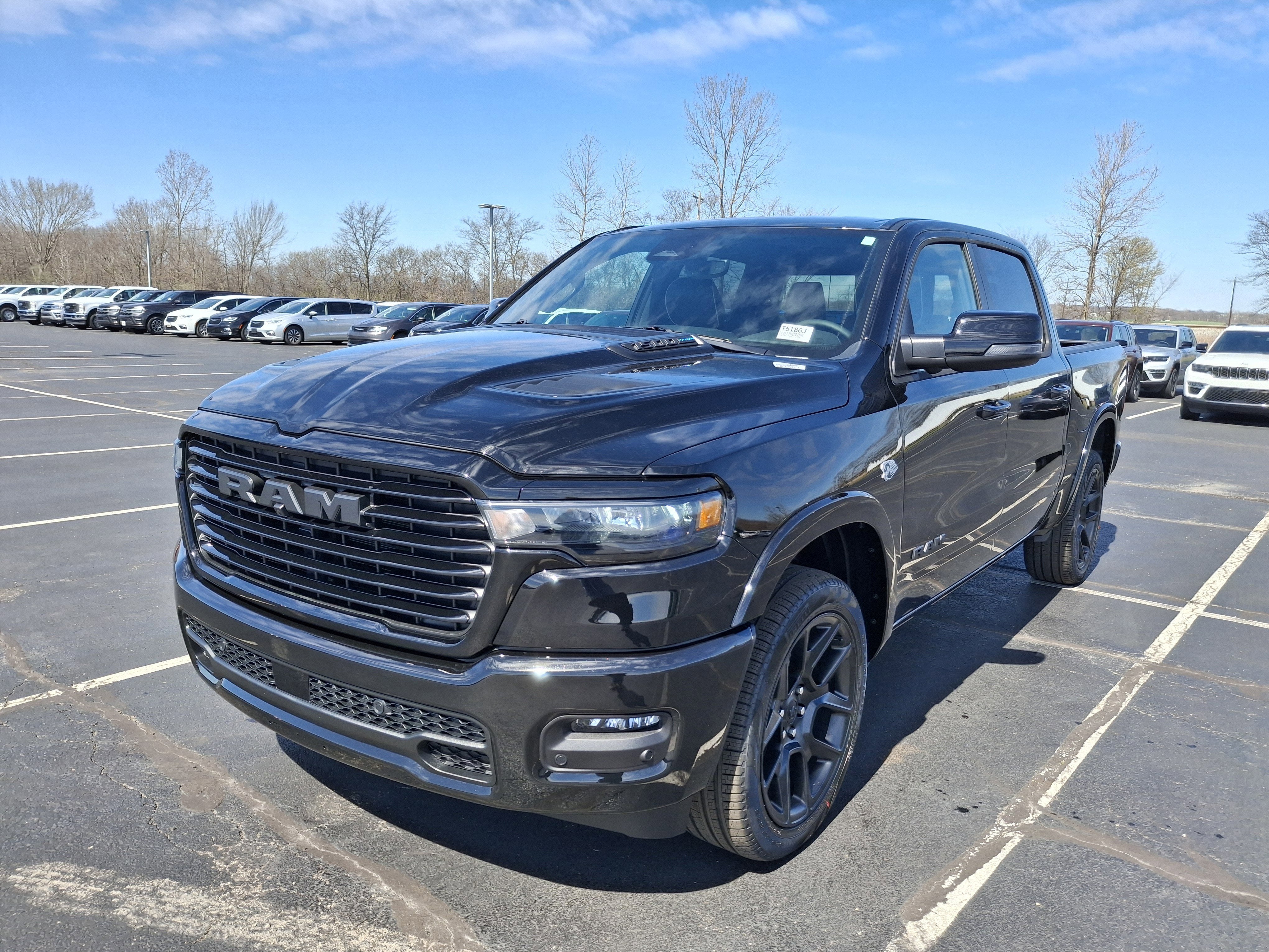 2026 RAM 1500 Laramie 4x4 Crew Cab 5'7 Box