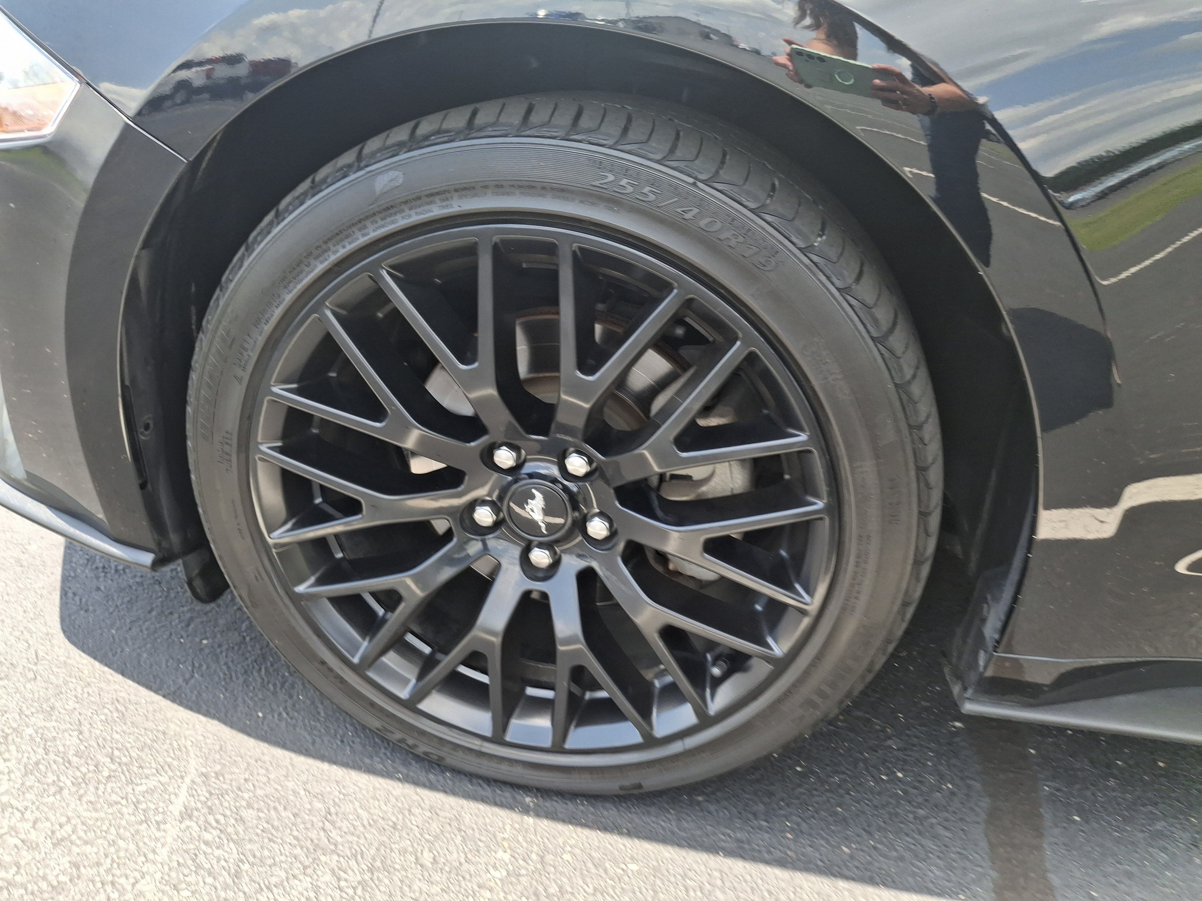 2018 Ford Mustang I4