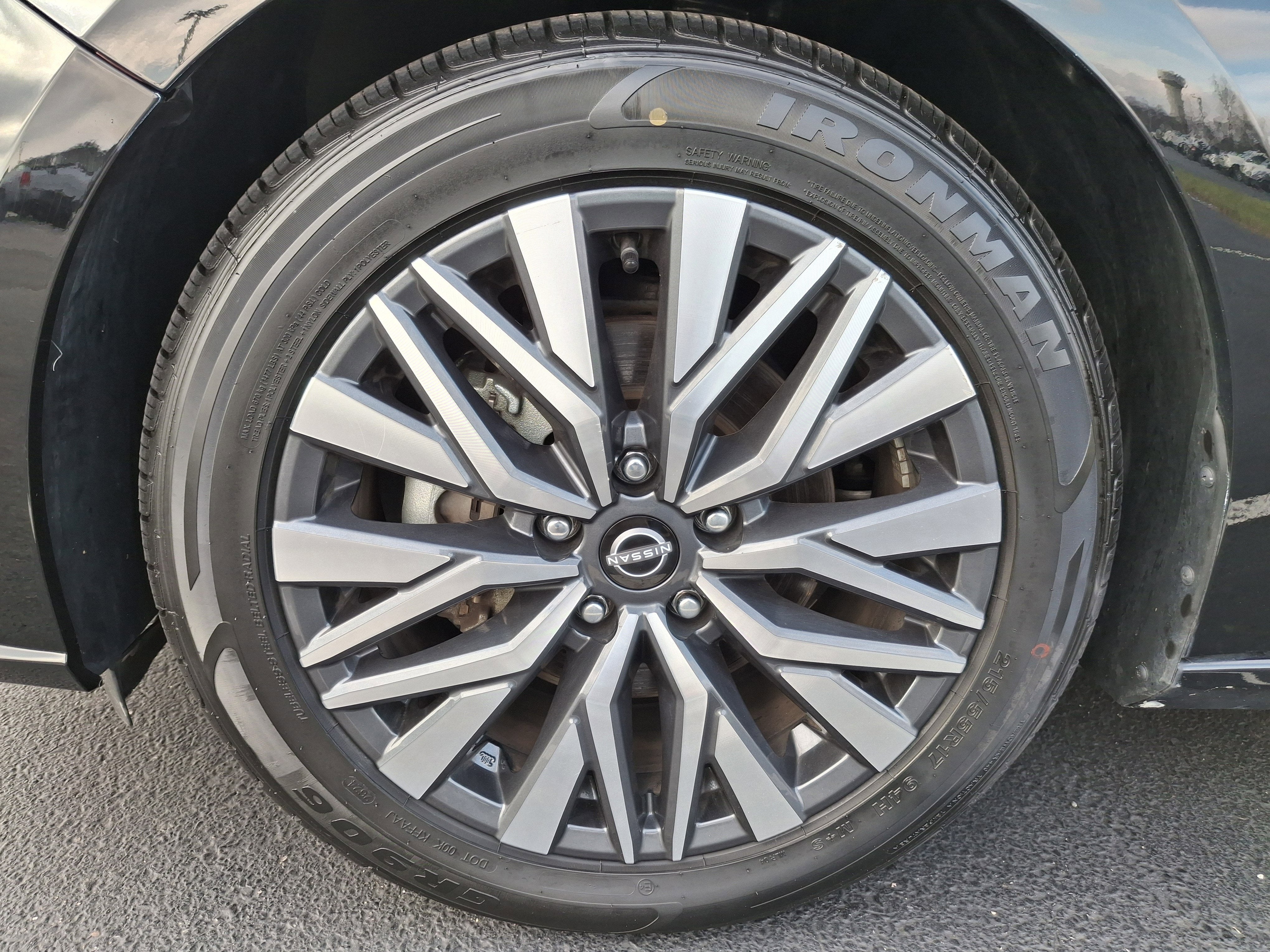 2024 Nissan Altima 2.5 SV