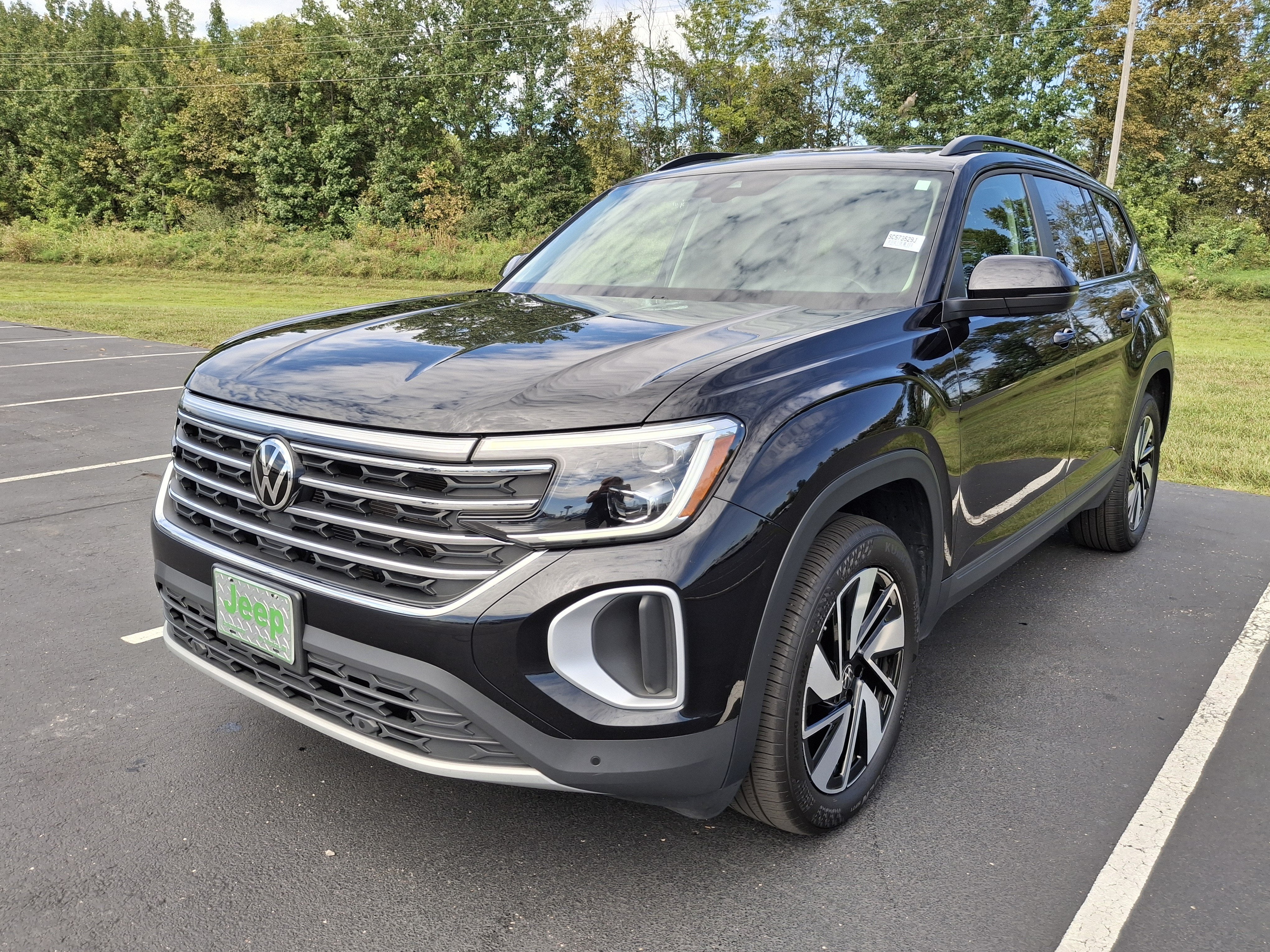 2025 Volkswagen Atlas 2.0T SE w/Technology