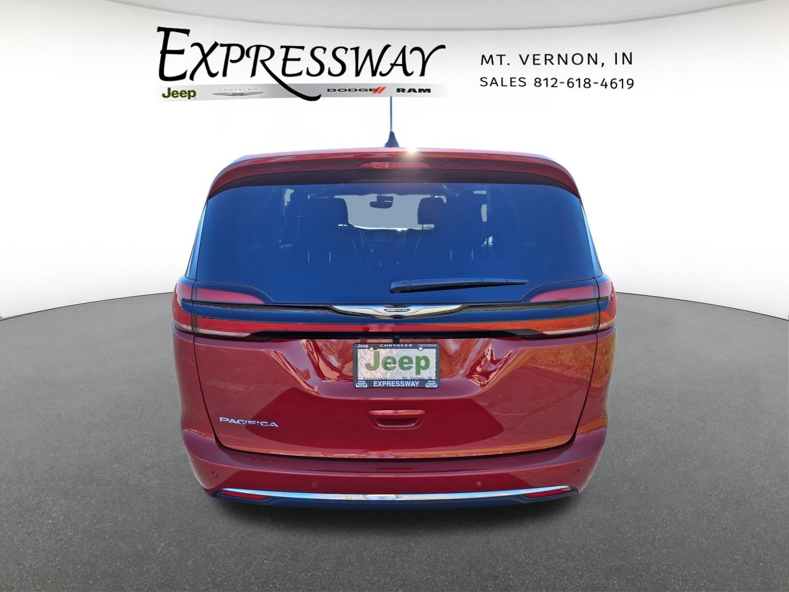 2026 Chrysler Pacifica Select