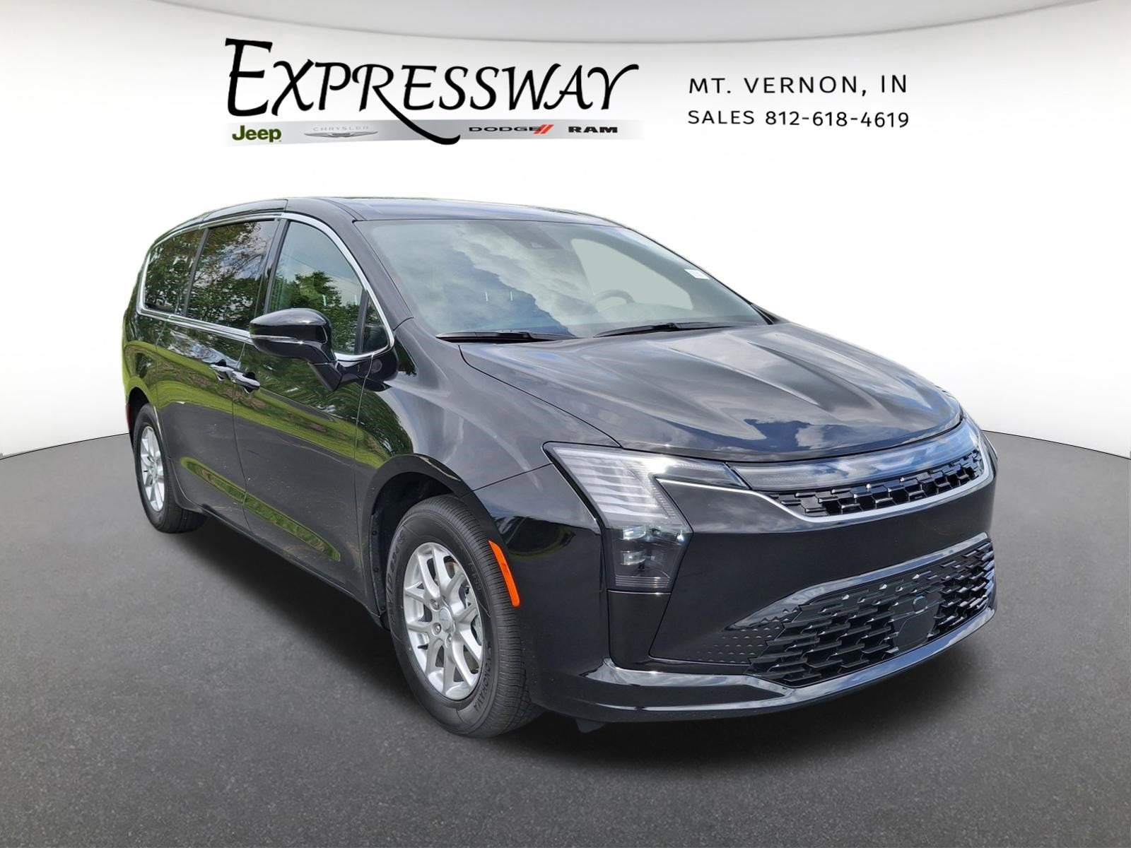 2027 Chrysler Pacifica Select