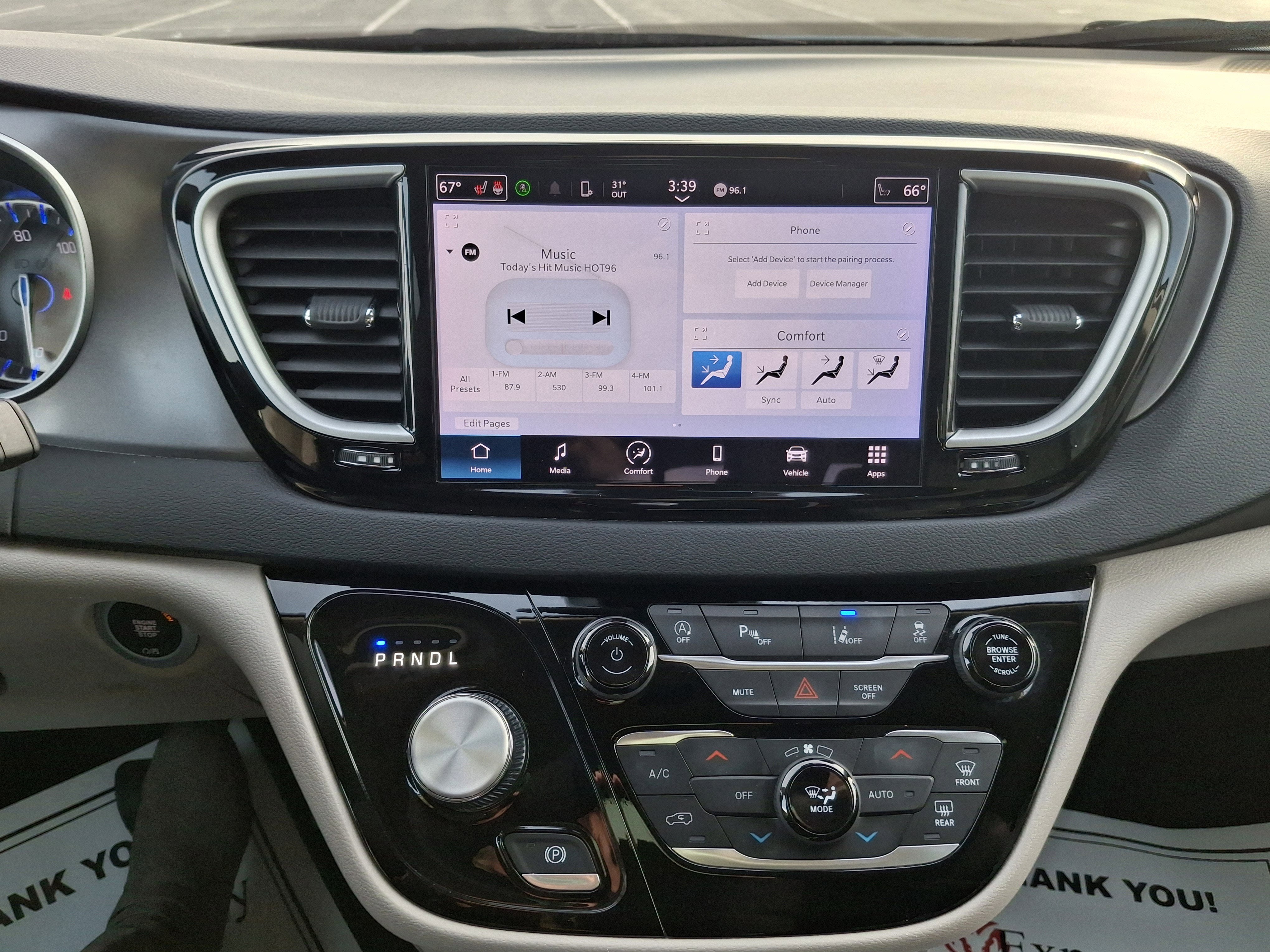 2024 Chrysler Pacifica Touring L