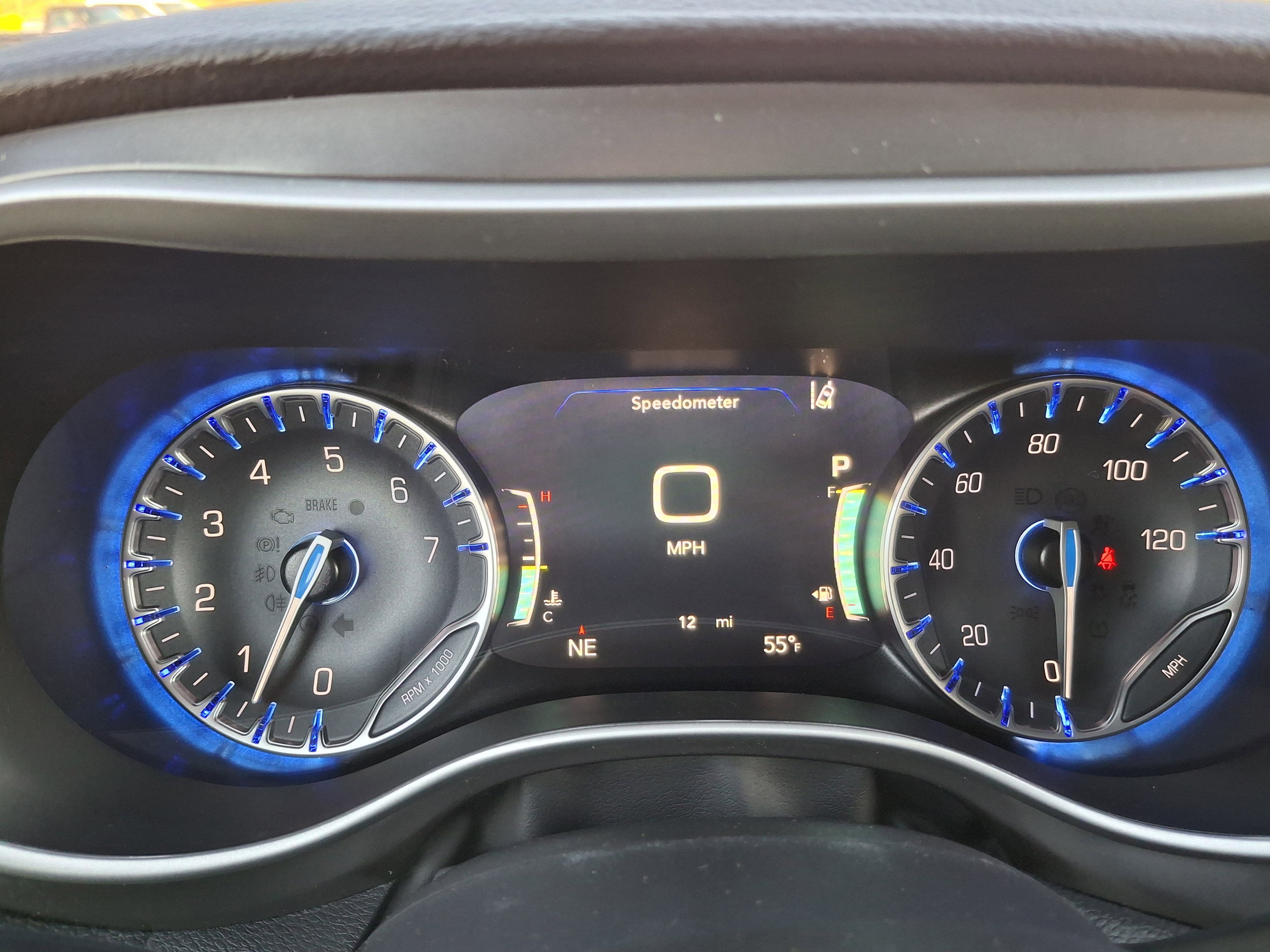 2026 Chrysler Pacifica Select