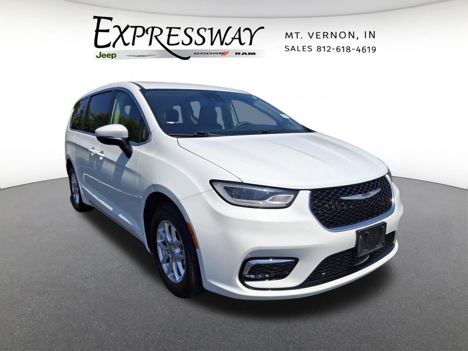 2023 Chrysler Pacifica Touring L