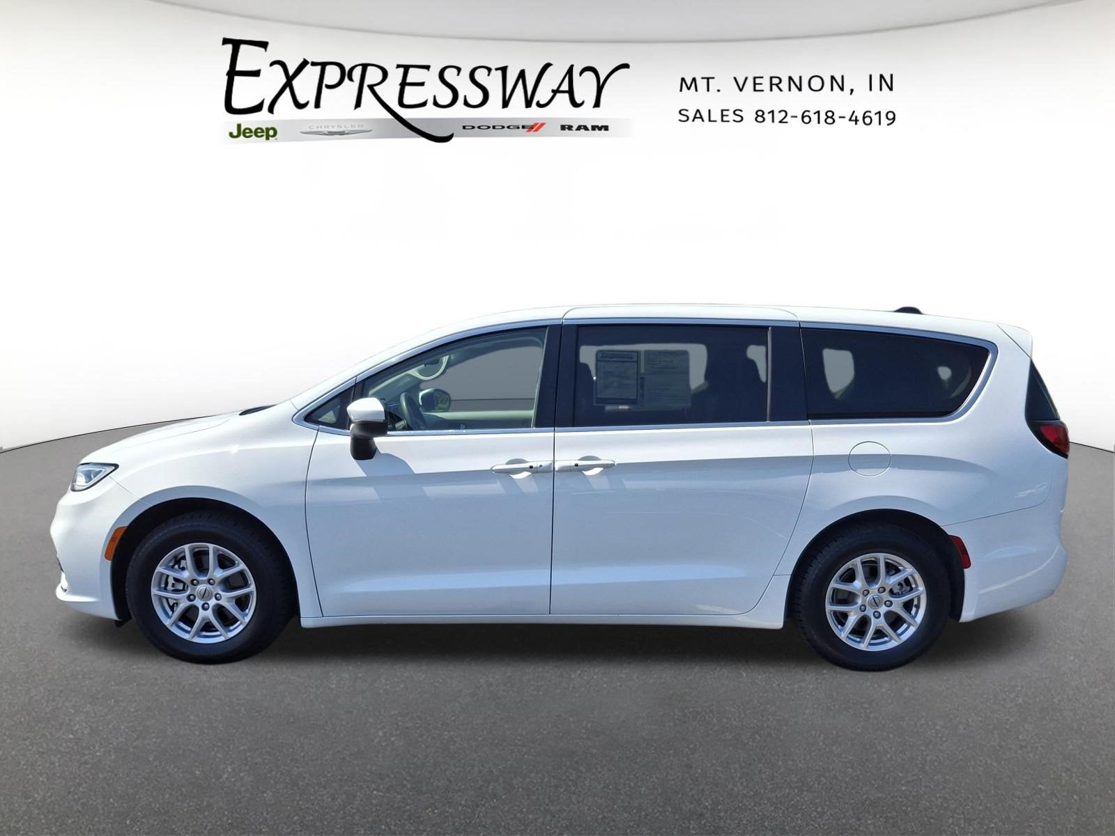 2023 Chrysler Pacifica Touring L