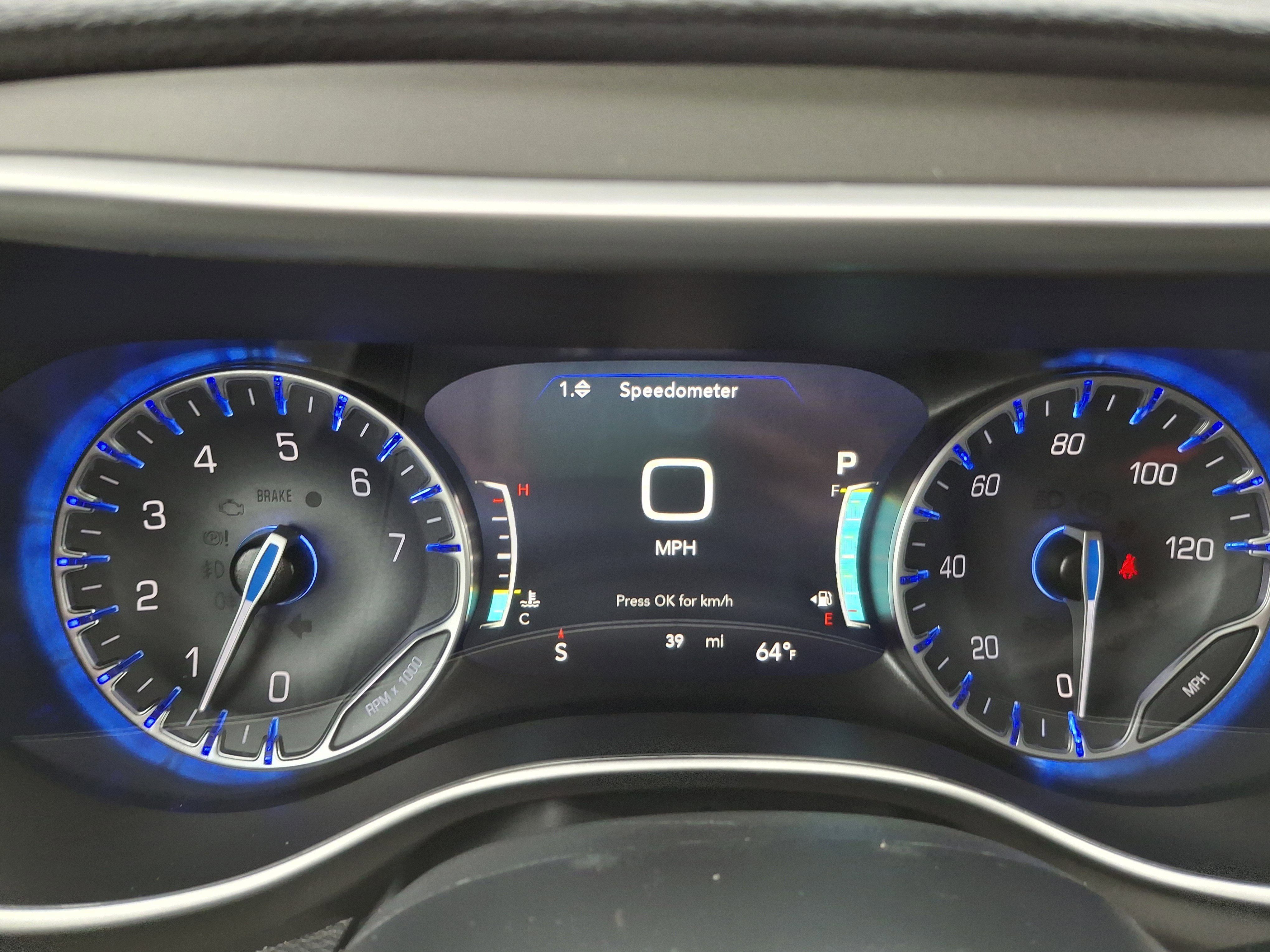 2027 Chrysler Pacifica Select