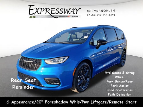 2026 Chrysler Pacifica Select