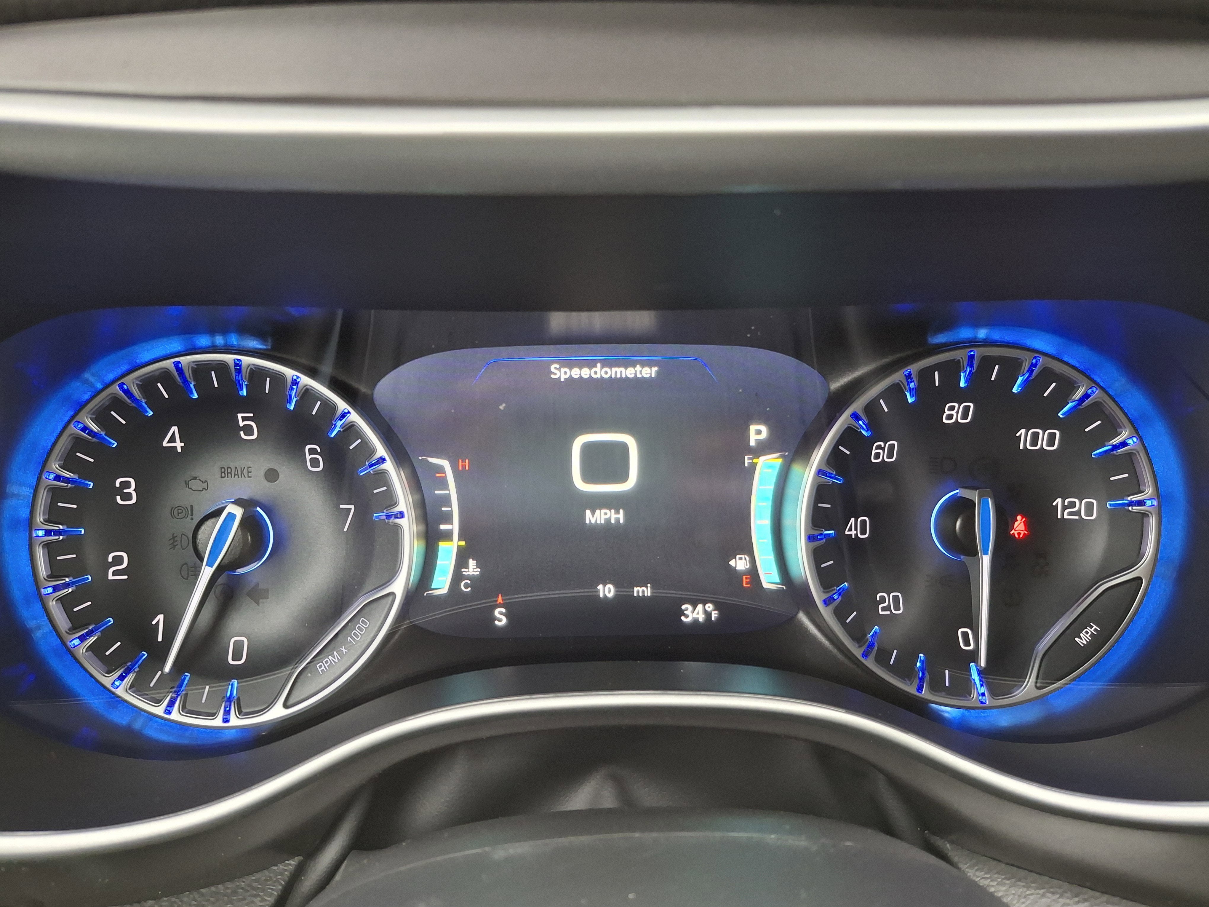 2026 Chrysler Pacifica Select