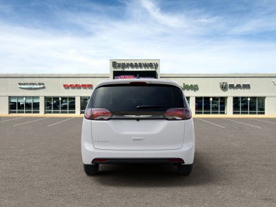 2027 Chrysler Pacifica LX