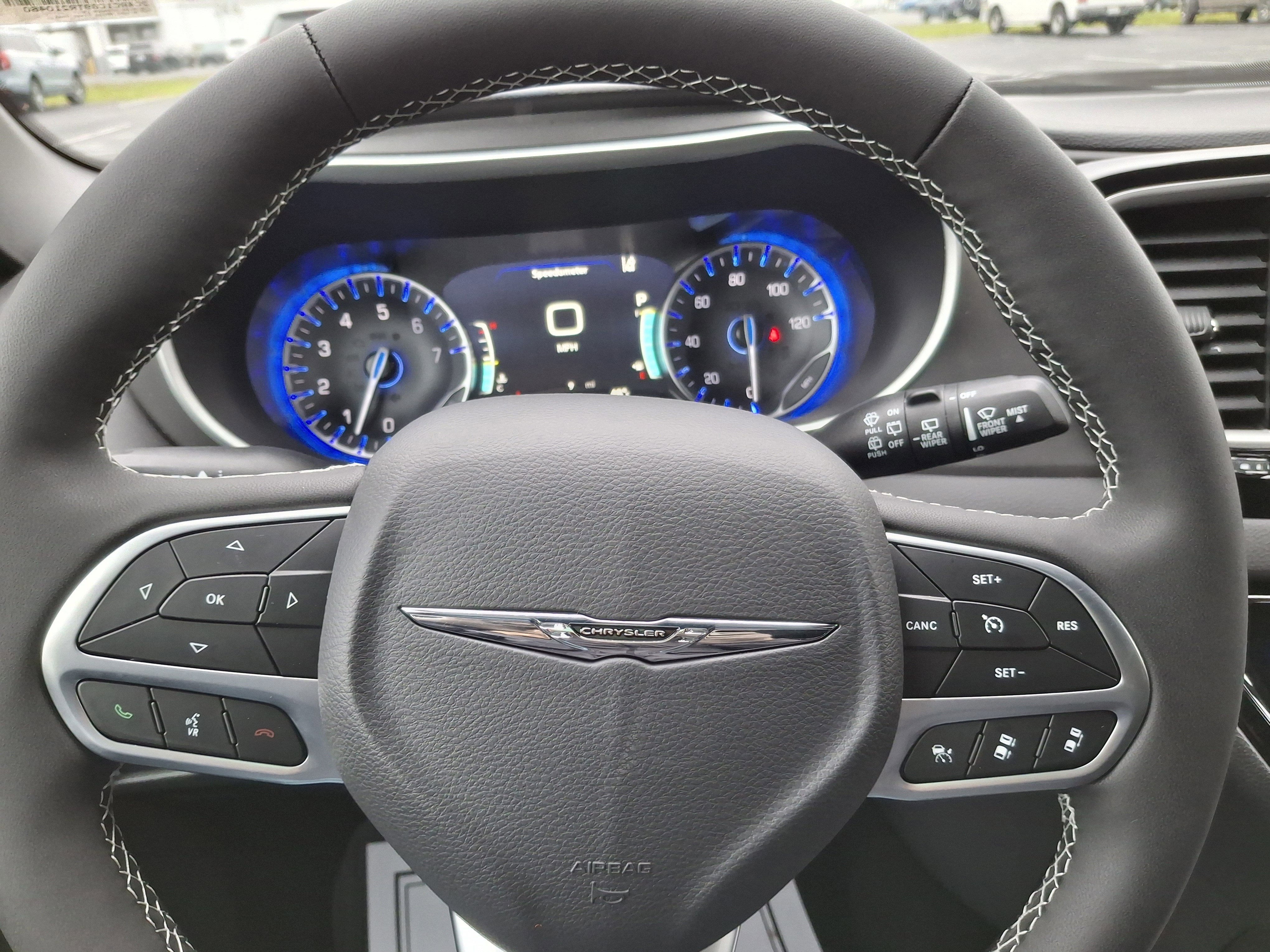 2026 Chrysler Voyager LX