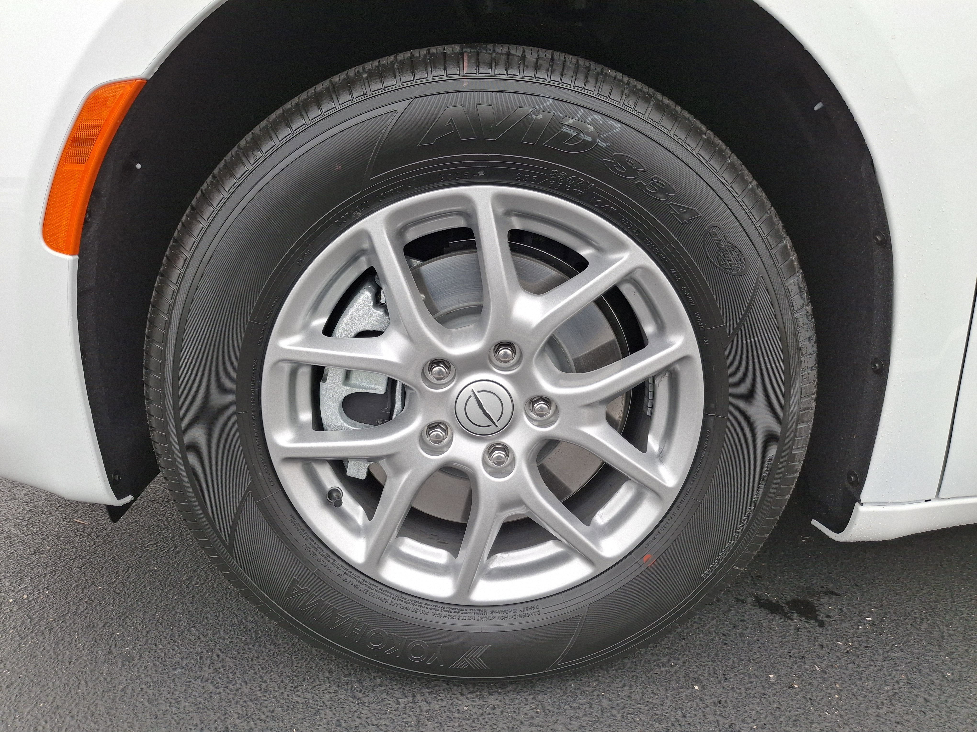 2026 Chrysler Voyager LX