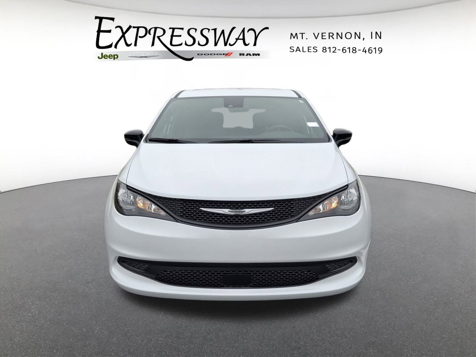 2026 Chrysler Voyager LX