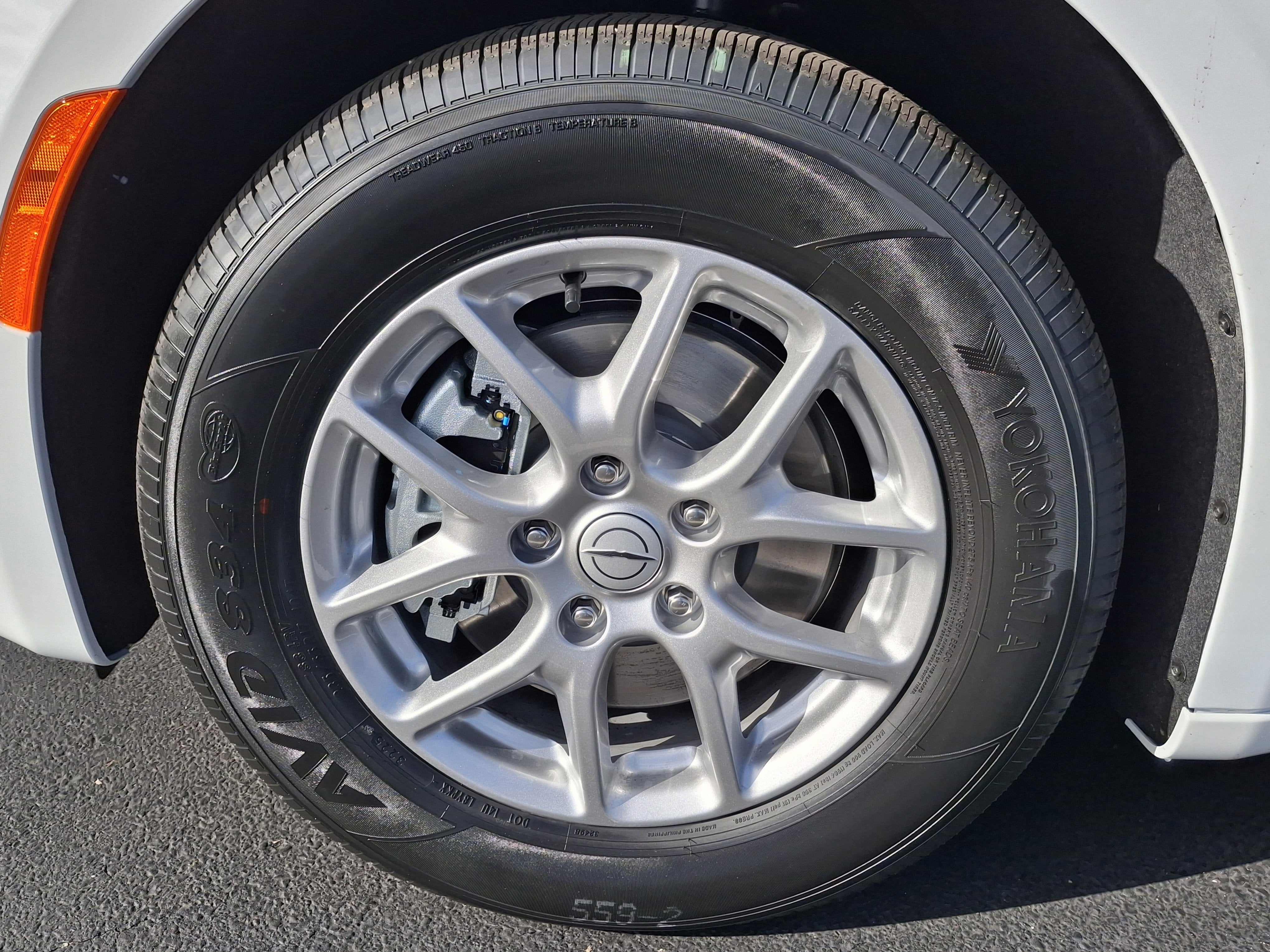 2026 Chrysler Voyager LX