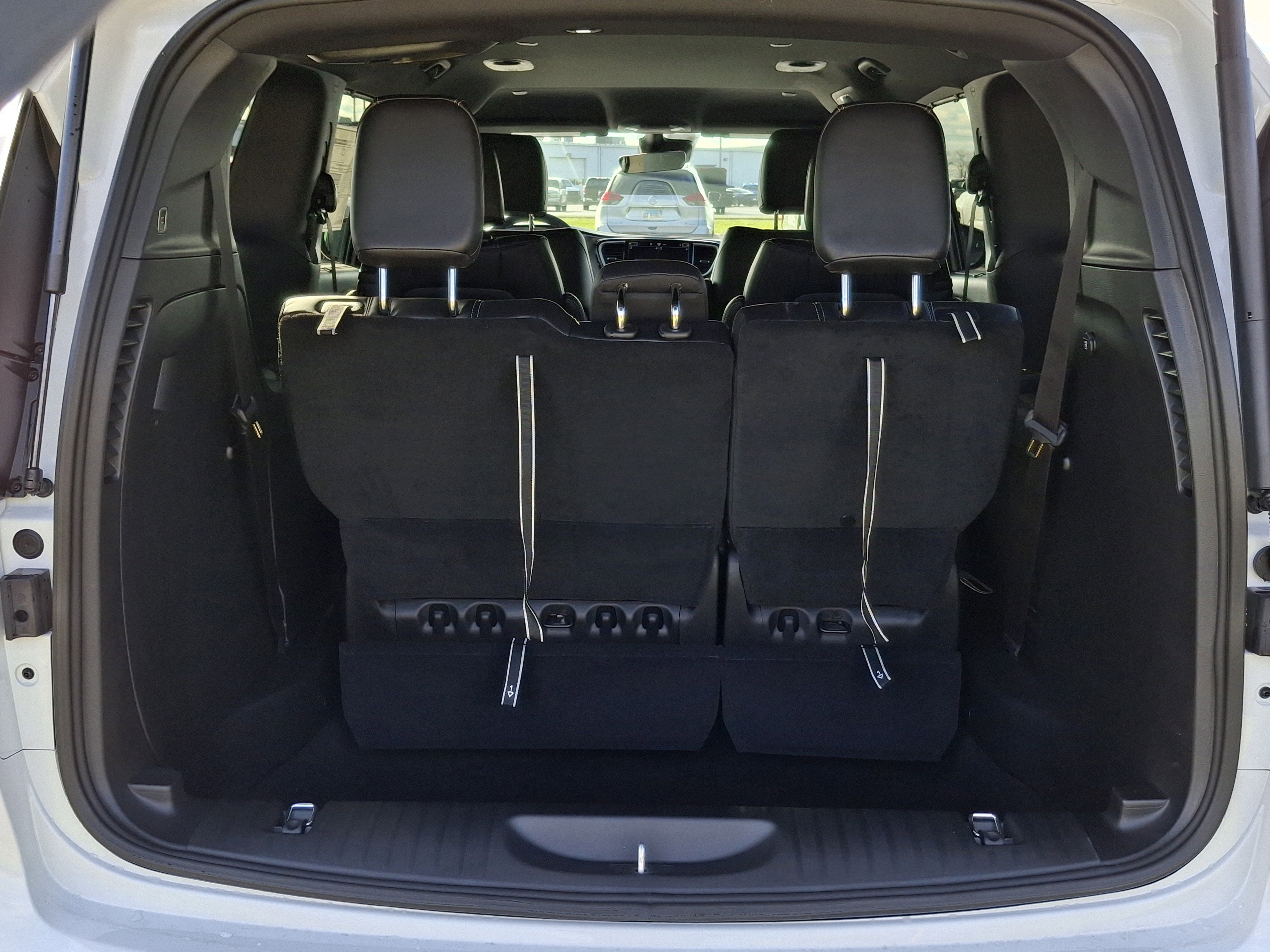 2026 Chrysler Voyager LX