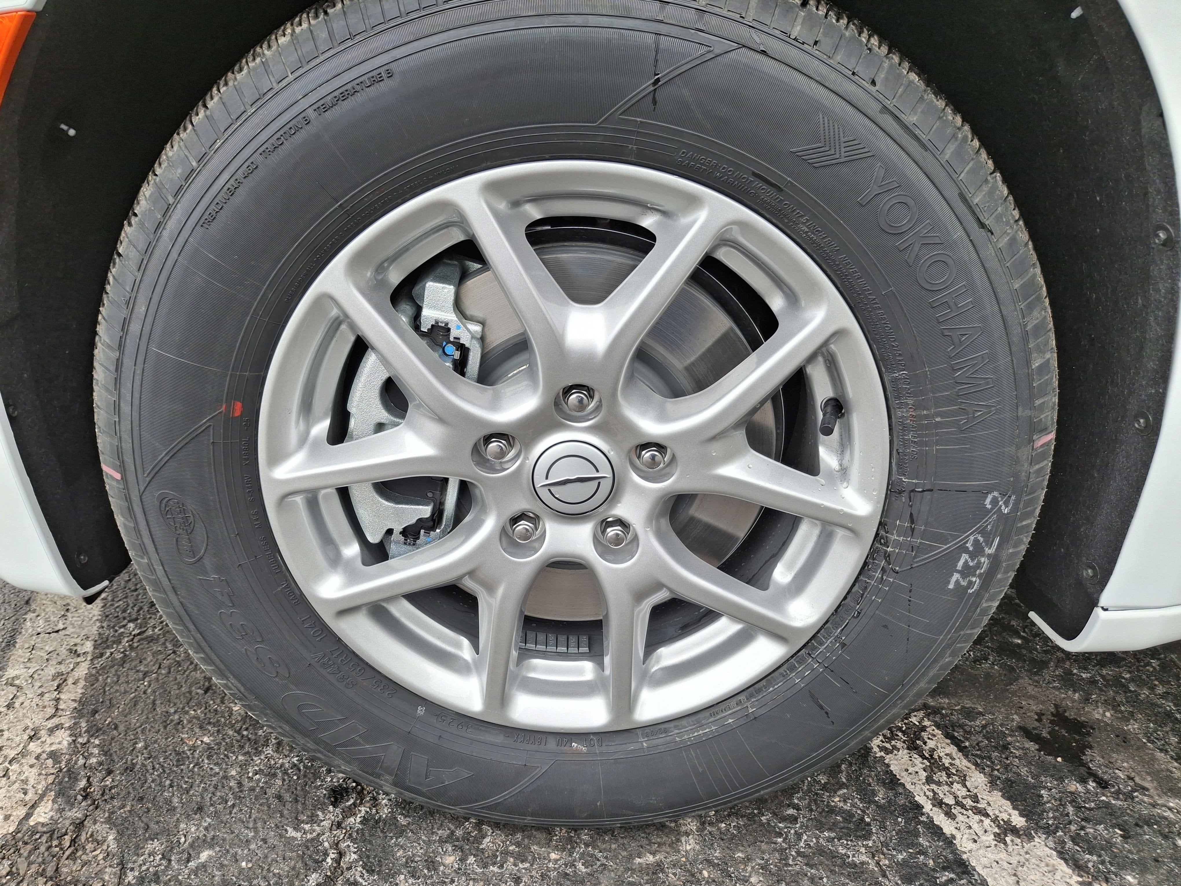 2026 Chrysler Voyager LX